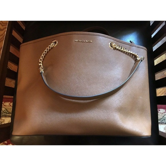 Michael Kors Tan Zippered Triple Compartment Gold Chain Tote - Picture 2 of 9